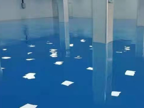下面與大家分享青島環(huán)氧地坪施工必須滿足的條件。