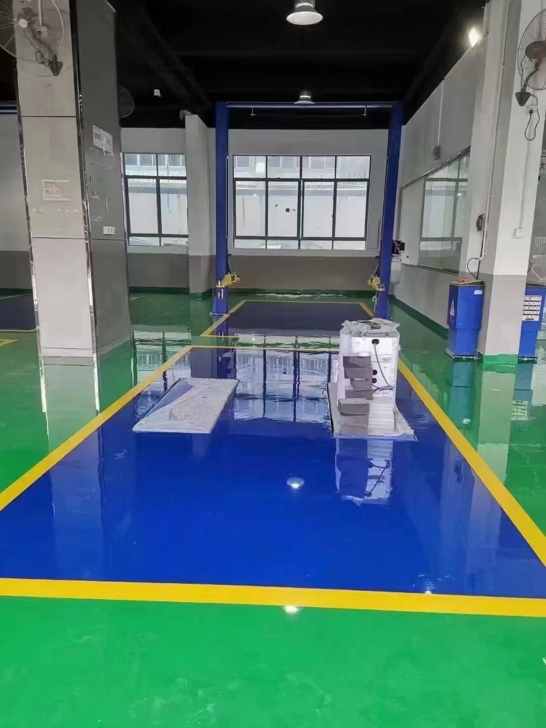高溫天氣施工環(huán)氧地坪的注意事項(xiàng)有哪些？